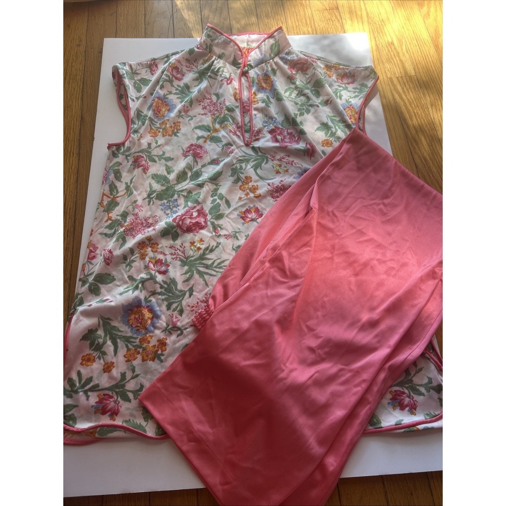 Vintage 70s Satin Pajama Set Retro Floral Small Japanese Tunic Style